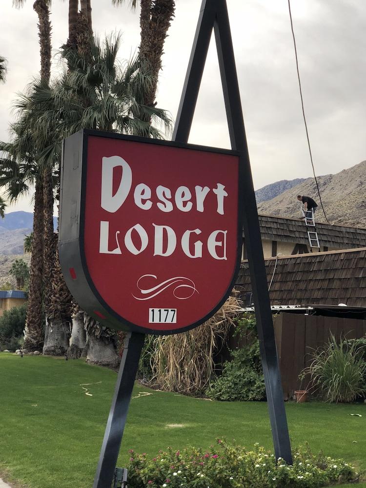 Motel Desert 2*
